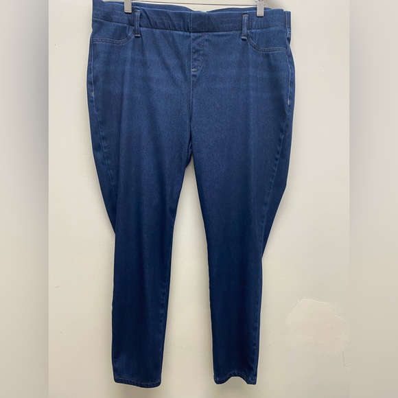 4 for $25 🍒 Amazon Essentials Women's Dark Blue Skinny Jeans - Picture 1 of 6